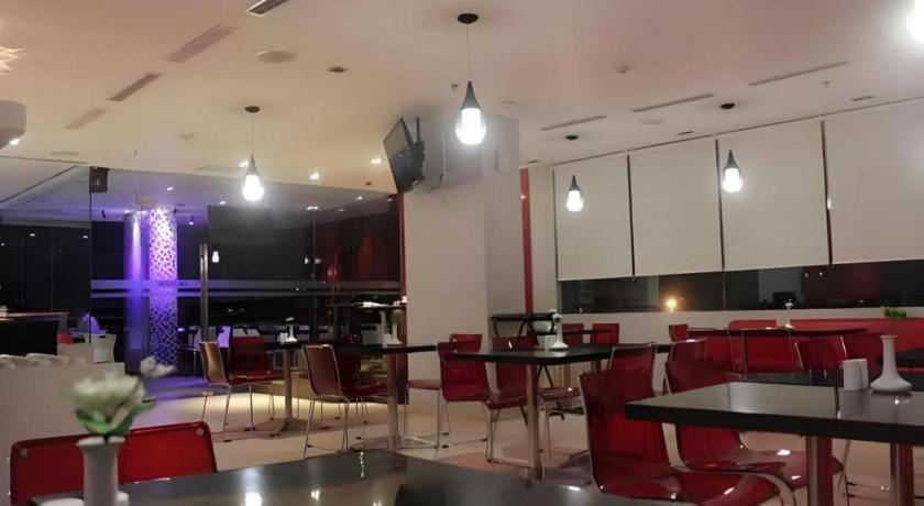 雅加达红星酒店 外观 照片